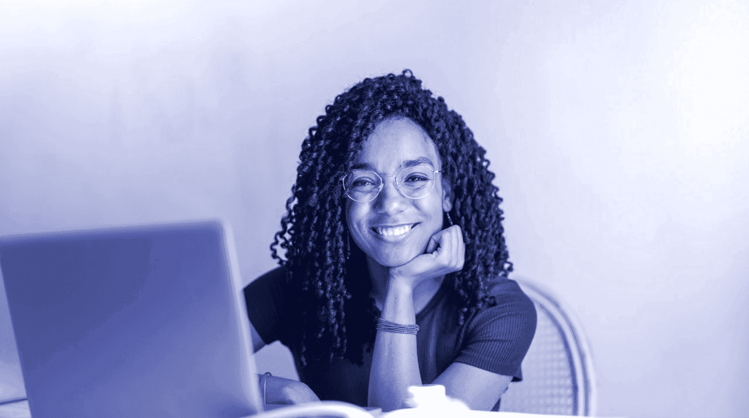 Woman on a N3xtcoder hackathon