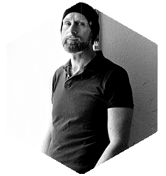 Speaker Roman Lipski